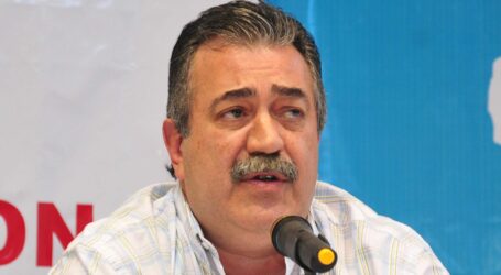 «Pais federal que manejan los unitarios» Hector Gonzalez
